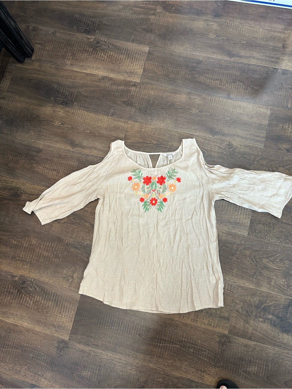 Krazy Kat Cold Shoulder Embroidered Boho Blouse Women’s XL Beige Floral Tunic